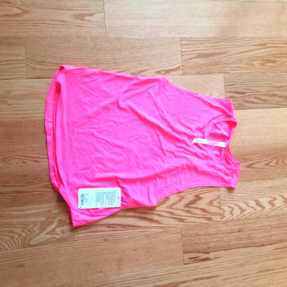 Lululemon brand new top